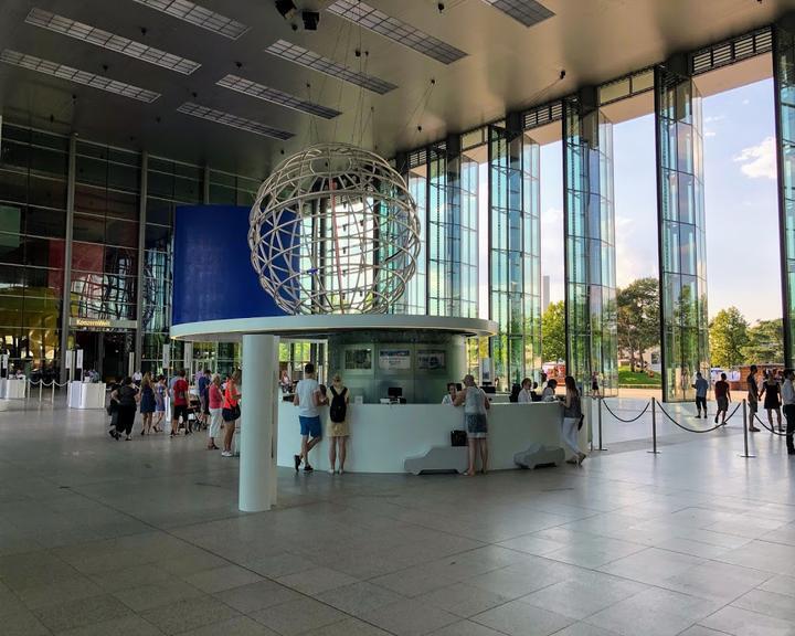 Lagune Foodhalls Autostadt